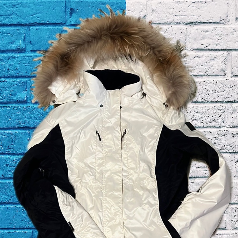 SPYDER | NWOT! Women’s Sz 6(S) White Ski Jacket Real Fur FOX FUR Hood | Fur Coat